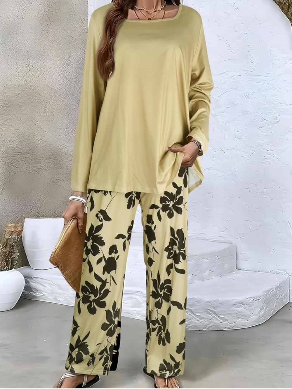 NWT No Label Size 1XL Tan and Black Floral Casual Long Sleeve Pajama Set